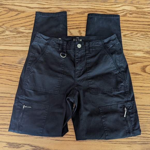 White House Black Market Pants - White House Black Market The Slim Crop Cargo Pant Black Size 00